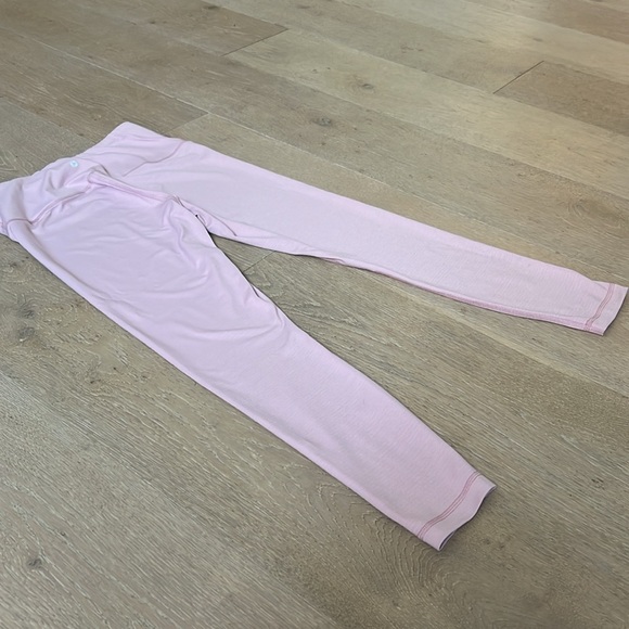 NWOT Medium Baby Pink Leggings. Full / Floor / Ankle Length. 7/8 Length. - Picture 11 of 11